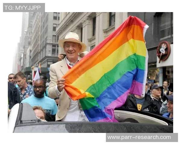 足球明星勇敢出柜同性恋身份引发社会关注与讨论 足球明星勇敢出柜同性恋身份引发社会关注与讨论