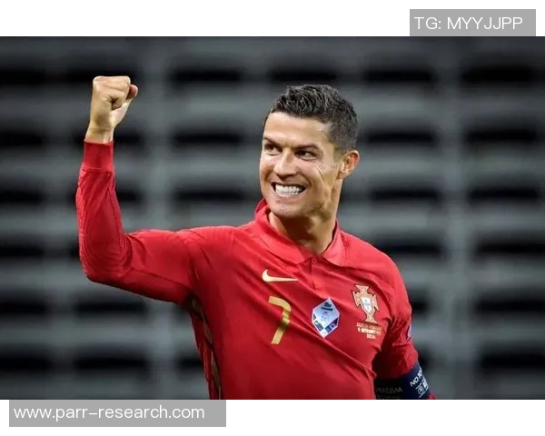 足球明星成长轨迹全景分析图解与成就回顾 足球明星成长轨迹全景分析图解与成就回顾