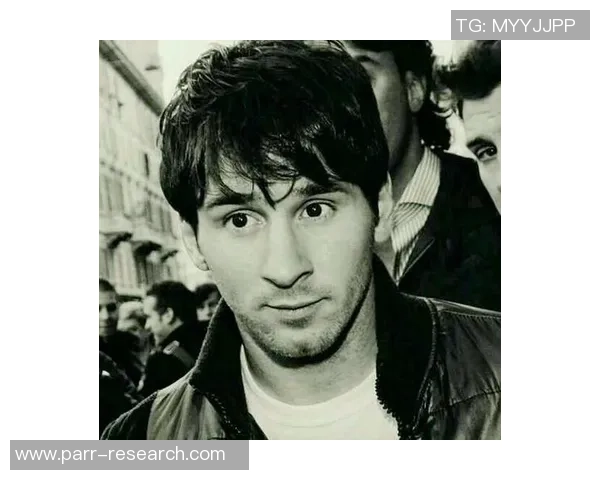 足球明星年轻颜值大盘点谁是你心目中的帅气球王 足球明星年轻颜值大盘点谁是你心目中的帅气球王