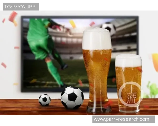 足球明星喝奶茶趣味视频曝光引发粉丝热议和模仿潮流 足球明星喝奶茶趣味视频曝光引发粉丝热议和模仿潮流