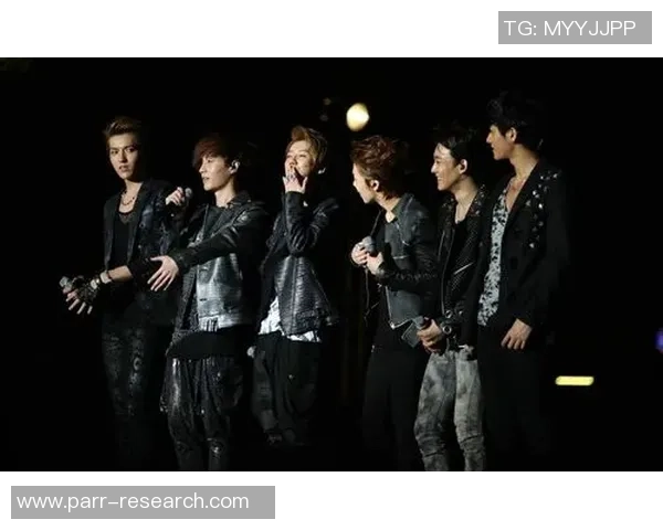 足球明星身边的顶级保镖风采尽显的精彩瞬间图片合集 足球明星身边的顶级保镖风采尽显的精彩瞬间图片合集